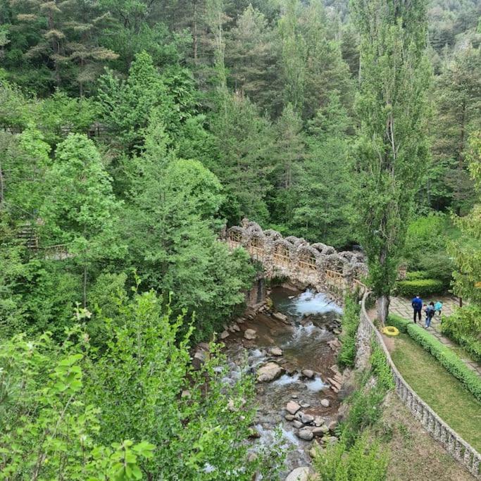 Precioso Apartamento En El Pirineo Catalan La Pobla de Lillet Exterior foto